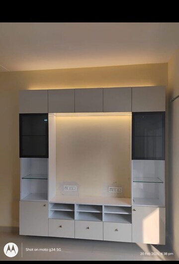 Furnished Amenities in 2 BHK Apartment at Sector 14 Dwarka – for Rent