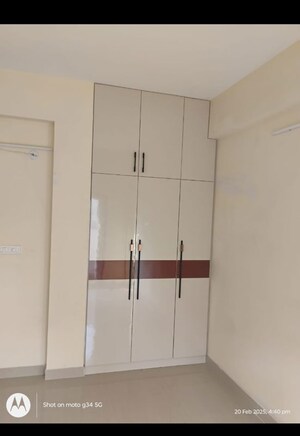 Room in 2 BHK Apartment at Sector 14 Dwarka – for Rent