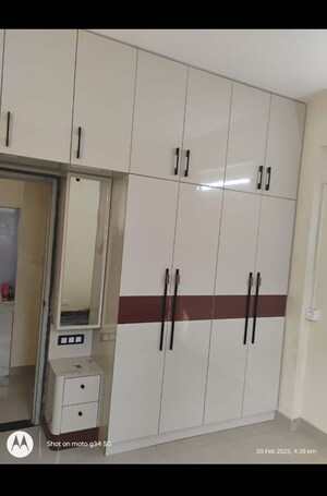 Furnished Amenities in 2 BHK Apartment at Sector 14 Dwarka – for Rent