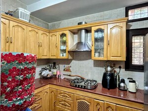 Living Room in 3 BHK Apartment at Sarita Vihar – for Rent