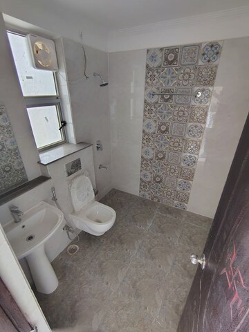 Bathroom in 3 BHK Apartment at Eiffel Vivassa Estate, Bagiamau – for Rent