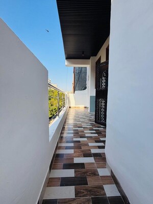 Staircase in 2 BHK Builder Floor at Kamras Apartment, Indrapuram – for Rent