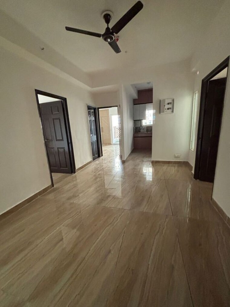 Room, migsun-vilaasa 2.5 Bedroom 1075 Sq.Ft. Apartment In Eta Ii Greater Noida Greater Noida 10117173