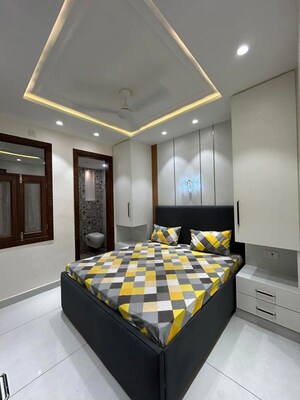 Bedroom in 2.5 BHK Builder Floor at Uttam Nagar – for Sale