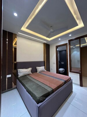 Bedroom in 2.5 BHK Builder Floor at Uttam Nagar – for Sale