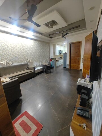 Kitchen in 3 BHK Builder Floor at Maya Homes, Indrapuram – for Rent