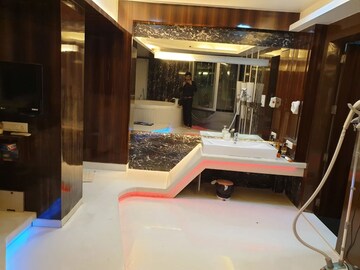 Bathroom in 4 BHK Independent House at Vashi Sector 7 – for Sale