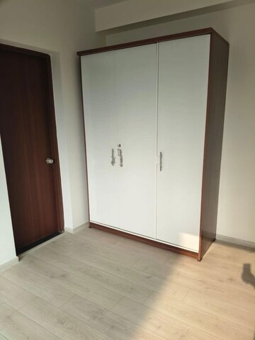 Room in 3 BHK Apartment at Shapoorji Pallonji Joyville Gurgaon, Sector 102 – for Rent