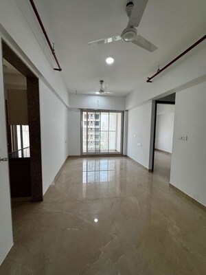 Room in 2 BHK Apartment at Satra One, Goregaon West – for Sale