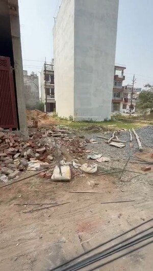  Plot For Sale in Vrindavan Yojna