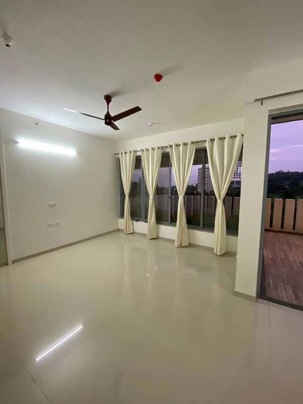 3 BHK + Servant Room 1500 Sq.Ft. Apartment in Kalpataru Jade Residences