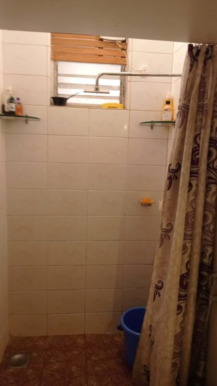 Bathroom, calangute 1 Bedroom 600 Sq.Ft. Apartment In Calangute Goa 10118546