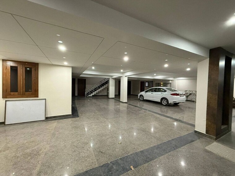  Parking, sector 22 2 Bedroom 1244 Sq.Ft. Apartment In Sector 22 Gurgaon 10118577
