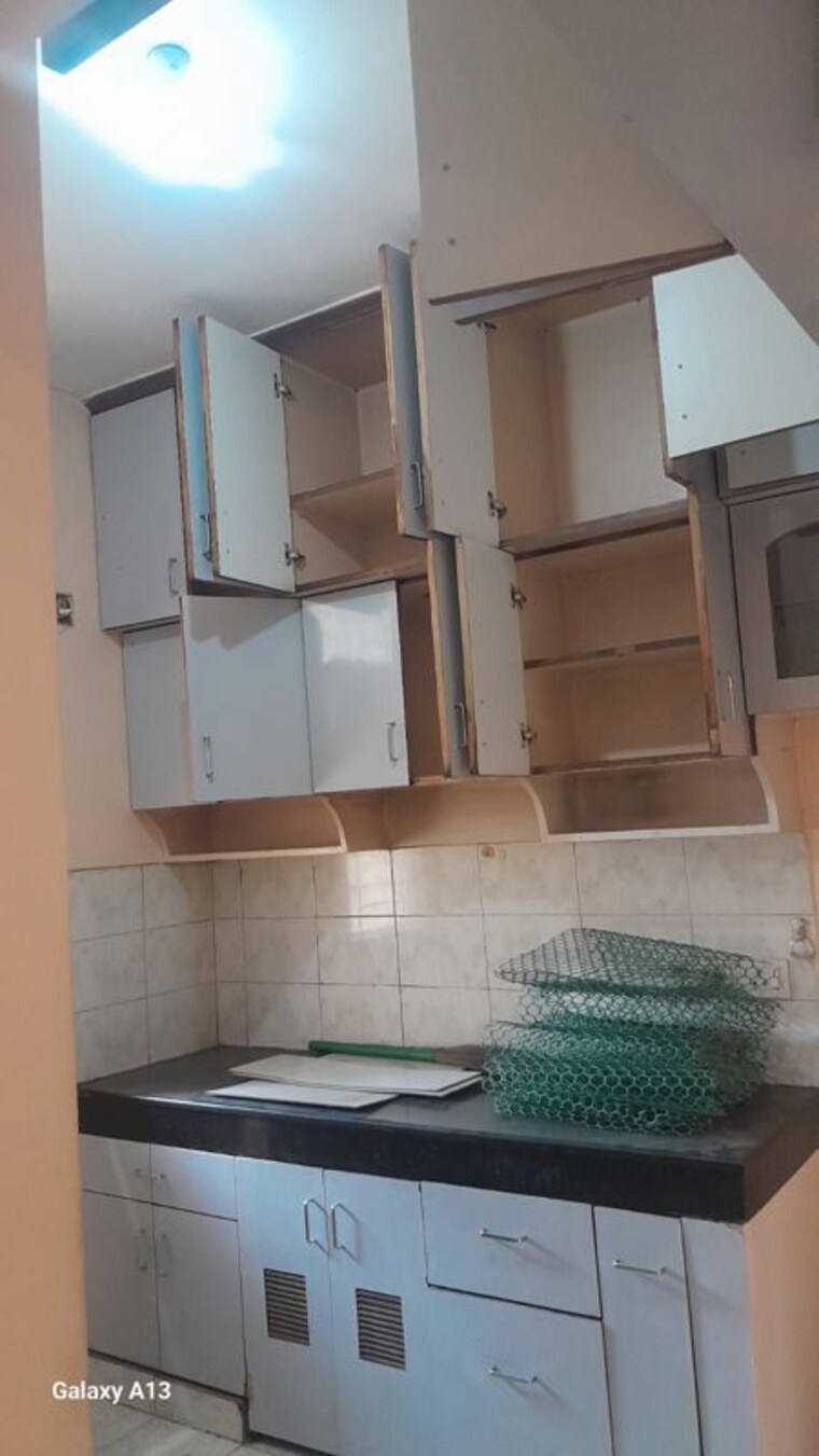 Bathroom, lajpat nagar ii 2 Bedroom 853 Sq.Ft. Builder Floor In Lajpat Nagar ii Delhi 10118498