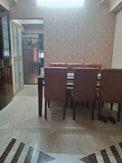 3 BHK + Pooja Room Apartment For Rent in Khar West