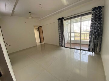 Room in 2 BHK Apartment at Seawoods Sector 50 – for Rent