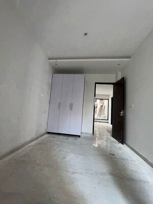 Room in 2 BHK Apartment at KharaR-Banur Road – for Rent