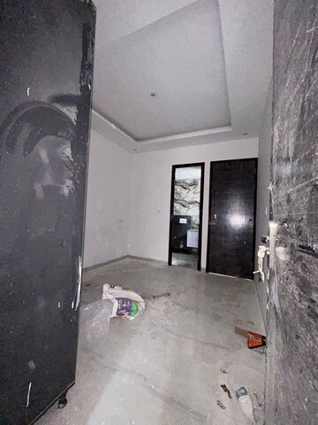 Room in 2 BHK Apartment at KharaR-Banur Road – for Rent