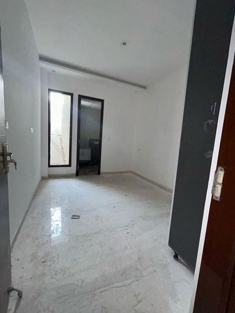 Room, kharar banur road 2 Bedroom 1000 Sq.Ft. Apartment In KharaR Banur Road Chandigarh 10118635