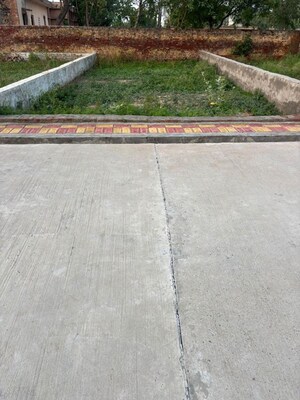   Plot at Wave City, Wave City – for Sale