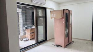 Living Room in 2 BHK Apartment at Santacruz West – for Rent