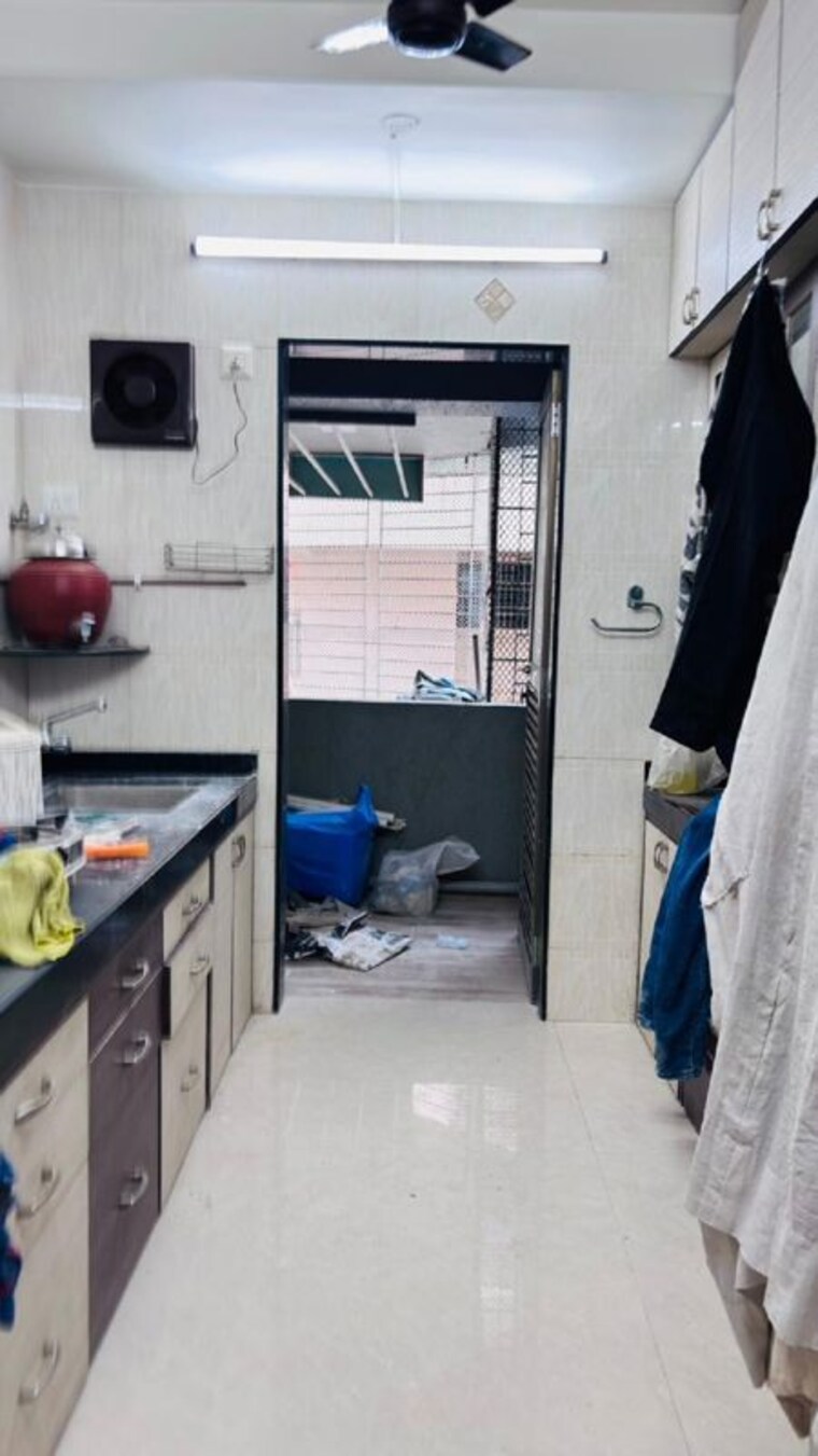 Kitchen, santacruz west 2 Bedroom 700 Sq.Ft. Apartment In Santacruz West Mumbai 10118646