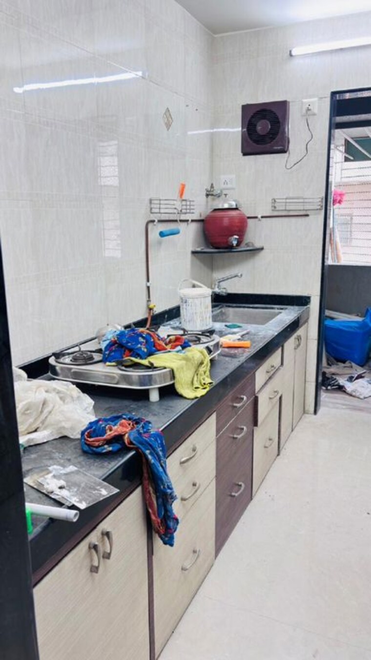 Kitchen, santacruz west 2 Bedroom 700 Sq.Ft. Apartment In Santacruz West Mumbai 10118646