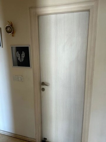 Building Lobby in 3 BHK Apartment at DLF The Skycourt, Sector 86 – for Rent