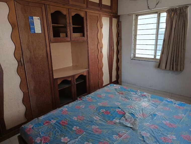 Bedroom, satellite 1 Bedroom 1180 Sq.Ft. Apartment In Satellite Ahmedabad 10118639