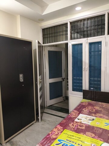 Room in 3 BHK Independent House at Sector 71 – for Rent
