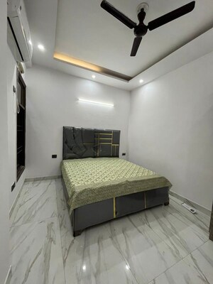 Bedroom in 1 BHK Builder Floor at Saket – for Rent