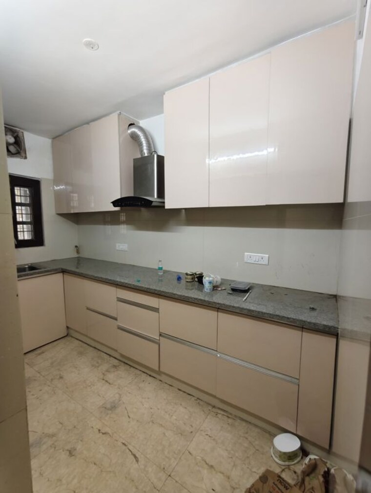 Kitchen, vasant kunj 3.5 Bedroom 2500 Sq.Ft. Apartment In Vasant Kunj Delhi 10118791