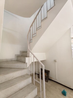 Staircase in 3.5 BHK Apartment at Vasant Kunj – for Rent