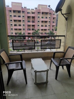 Master Bedroom in 2 BHK Apartment at Magarpatta City – for Rent