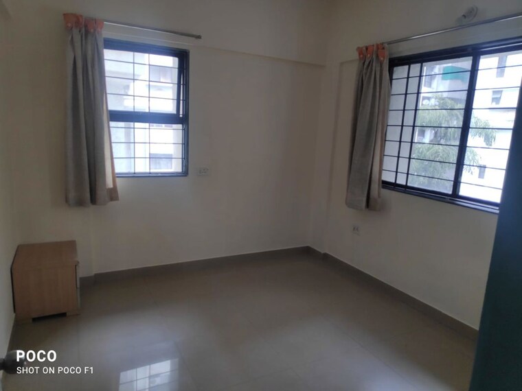 Room, magarpatta city 2 Bedroom 950 Sq.Ft. Apartment In Magarpatta City Pune 10118800