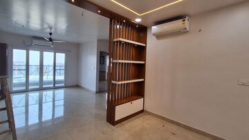 Room in 3 BHK Apartment at Bollineni Bion, Kothaguda – for Rent