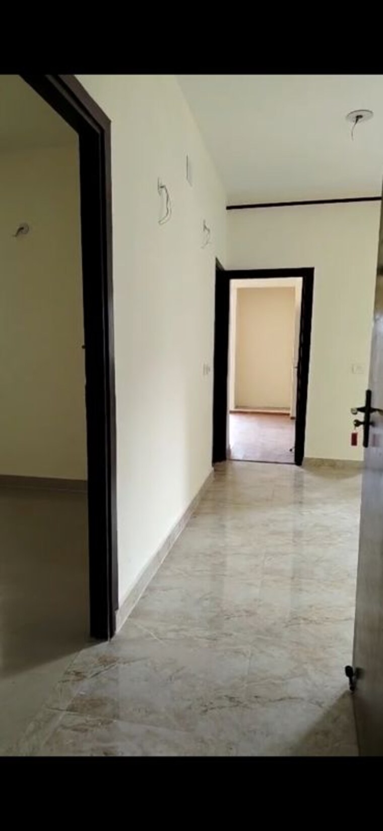 Other, sector 16b greater noida 2 Bedroom 900 Sq.Ft. Apartment In Sector 16b Greater Noida Greater Noida 10118832