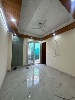 3 BHK Builder Floor For Sale in Saket