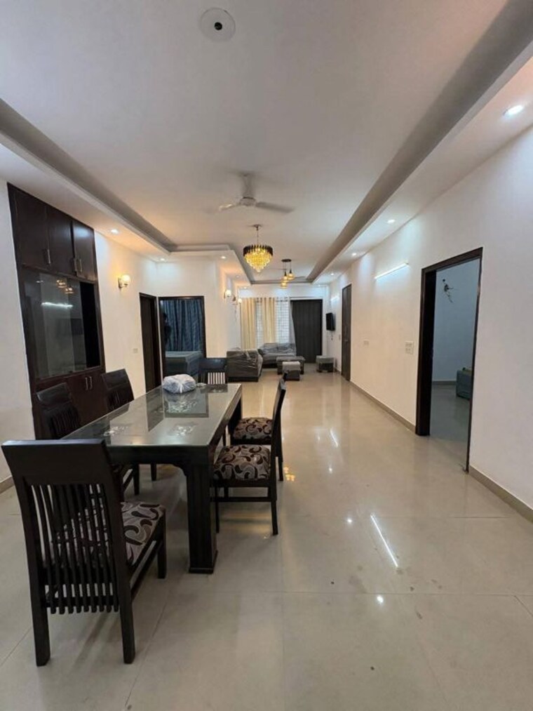 Living Room, sector 22 3 Bedroom 1820 Sq.Ft. Apartment In Sector 22 Gurgaon 10119017