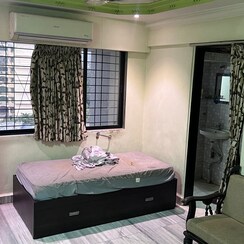 1 BHK + Pooja Room Builder Floor For Rent in Usha Nagar