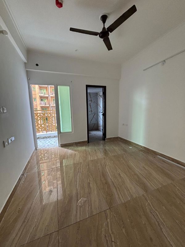 2 BHK + Extra Room Apartment For Sale in Migsun Vilaasa