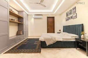 Bedroom in Studio Apartment at Sector 23 – for Rent