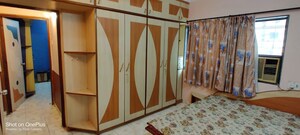 Bedroom in 3 BHK Apartment at Sanpada – for Rent