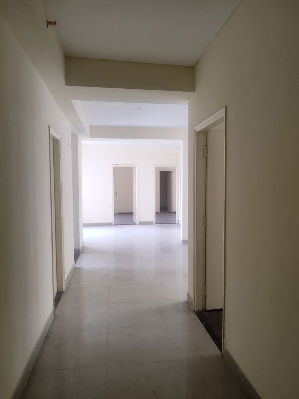 2.5 BHK + Study Room Apartment For Rent in Imperia Esfera