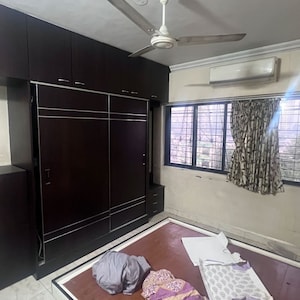 Room in 1 BHK Builder Floor at Usha Nagar – for Rent