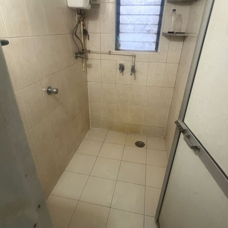 Bathroom, usha nagar 1 Bedroom 500 Sq.Ft. Builder Floor In Usha Nagar Mumbai 10119409
