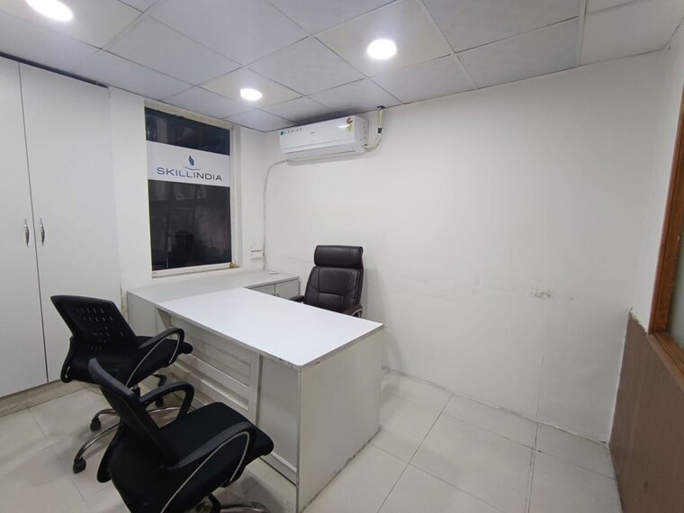 Team Area, sector 2 Commercial Office Space 1000 Sq.Ft. In Sector 2 Noida 10119596