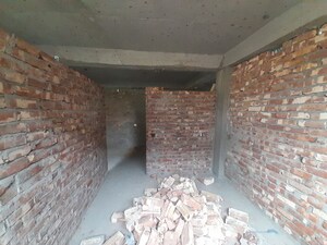 Room in 2 BHK Apartment at Kaikhali – for Sale