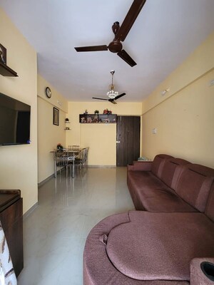 Team Area in 1 RK Apartment at Anchorage Apartment, Bandra West – for Sale