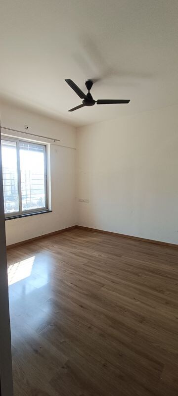 Room in 3 BHK Apartment at Engineers IOS, Tathawade – for Rent